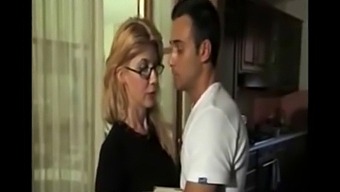 Vintage Italian Beauty Enjoys Passionate Anal Encounter