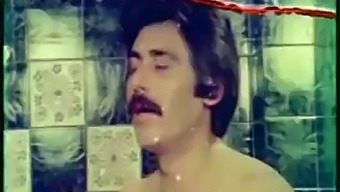 Turkish Couple Kisses And Plays With Boobs In Steamy Video