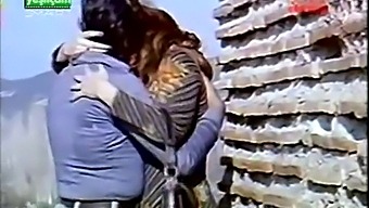 Turkish Couple'S Steamy Kissing Session With Three Girls