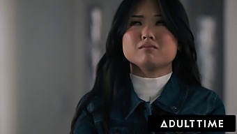 Lulu Chu'S First Lesbian Encounter With September Reign: A Tantalizing Spectacle