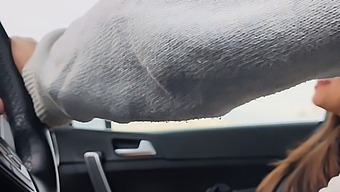 I Join A Curvy Butt In The Gym And Have Sex With Her In This Exclusive Video