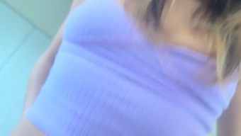 书呆子少女在家的亲密遭遇,Pov幻想